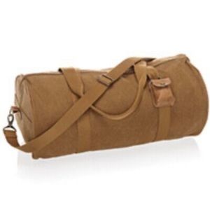 Thirty-One Dare to Duffle bundle with Snap To It Pouch in Vintage Maple